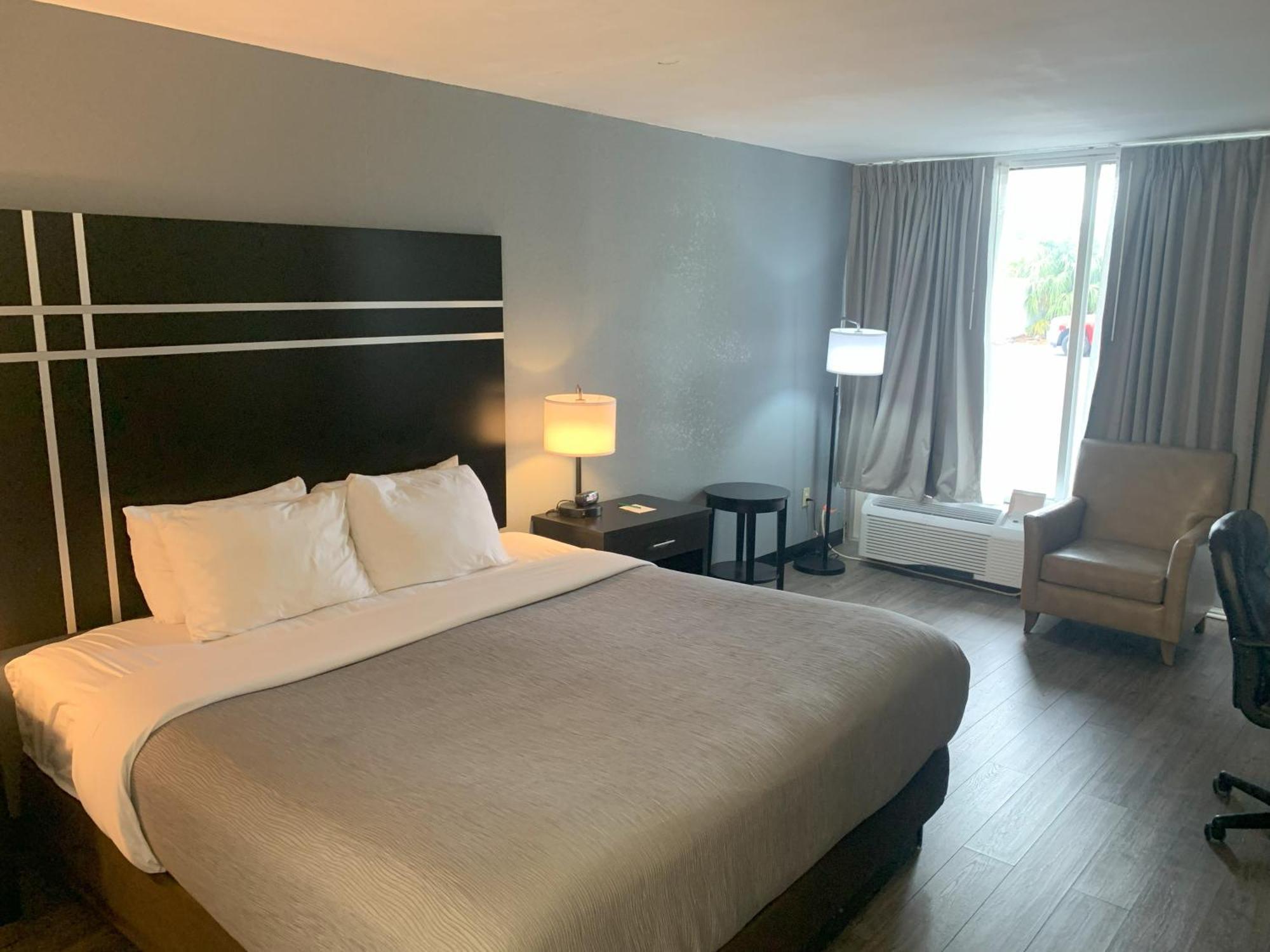 Quality Inn & Suites Hardeeville - Savannah North Екстер'єр фото