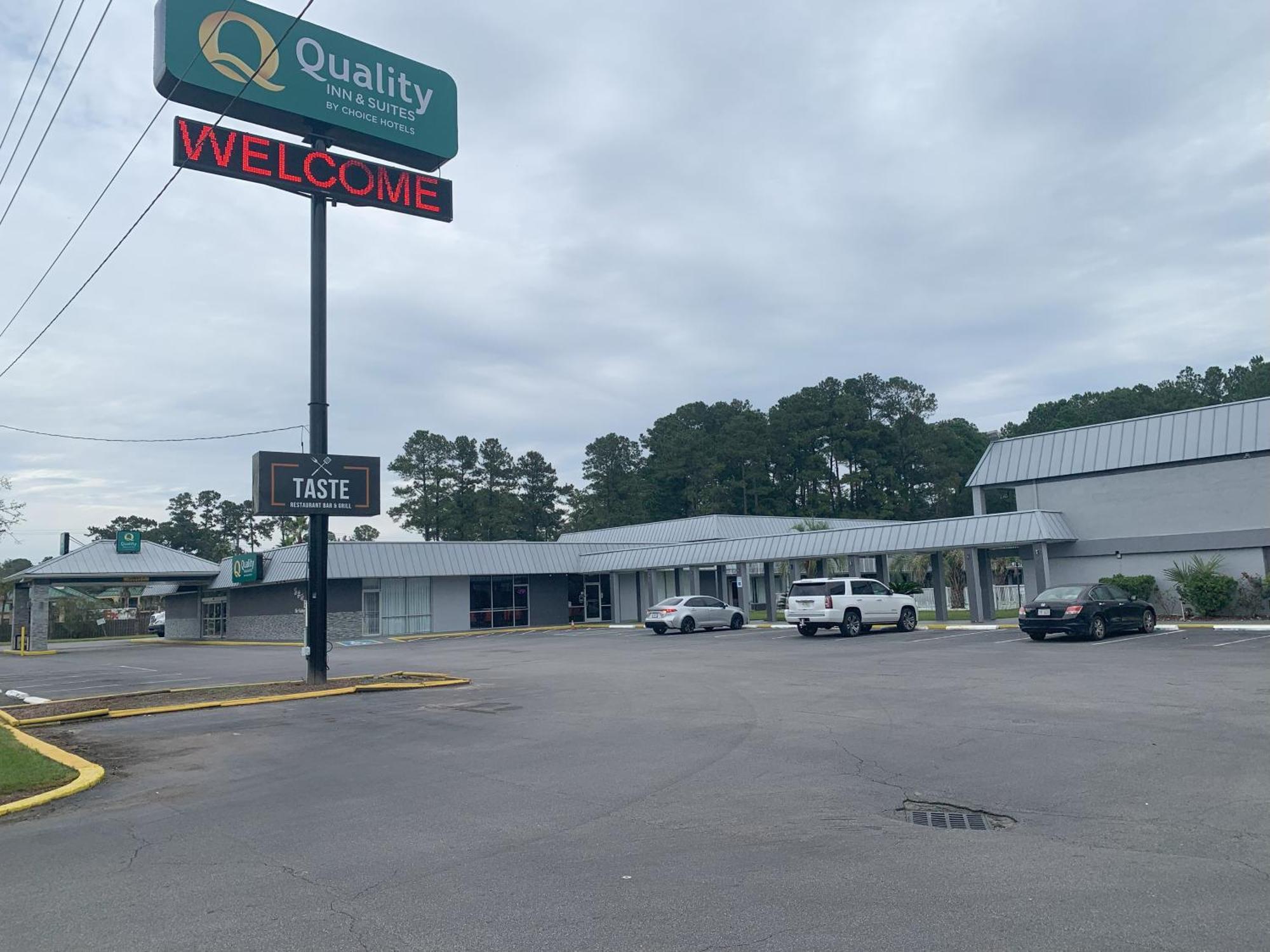 Quality Inn & Suites Hardeeville - Savannah North Екстер'єр фото